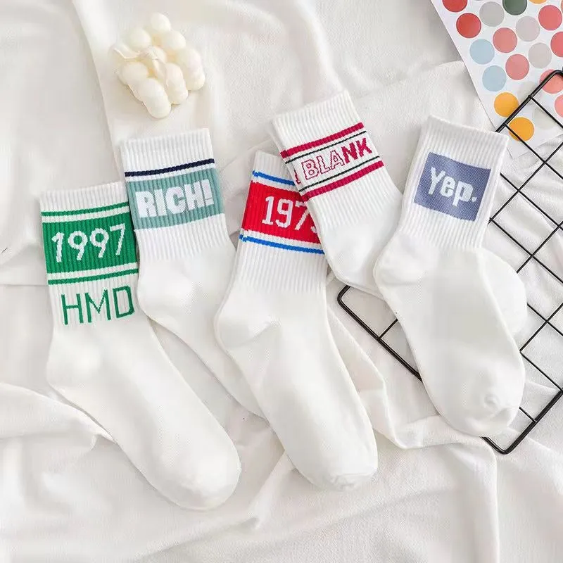 5 Pairs Of Warm Casual Printed Socks For Women