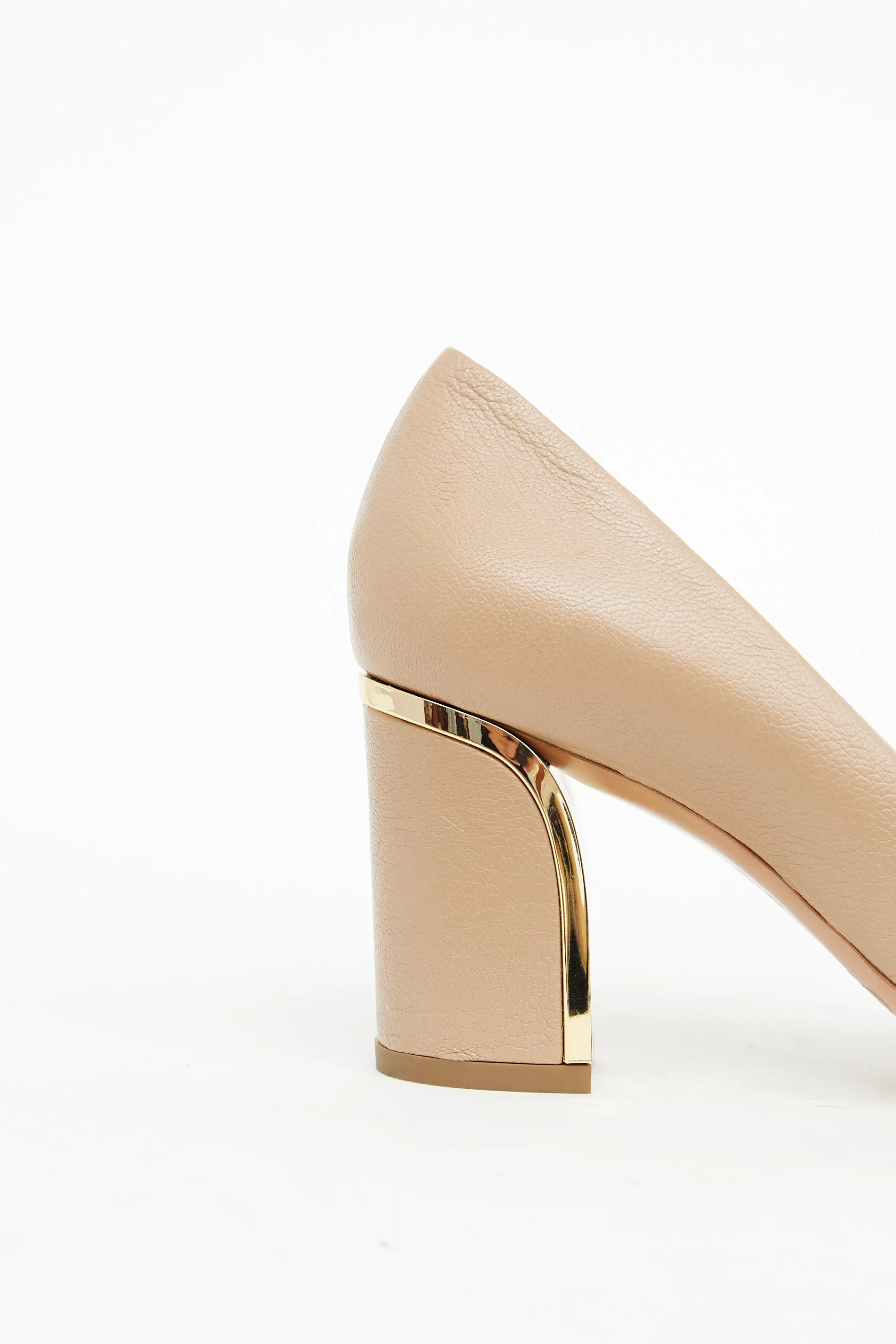Beige Grained Leather Becky Pump